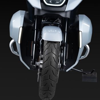 Advanblack LED Running Light & Turn Signal Kit for 2024+ Harley Stock Lower Fairings